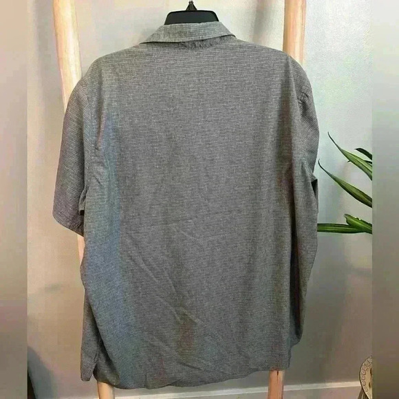 ✨Men’s casual button down shirt - Picture 4 of 4